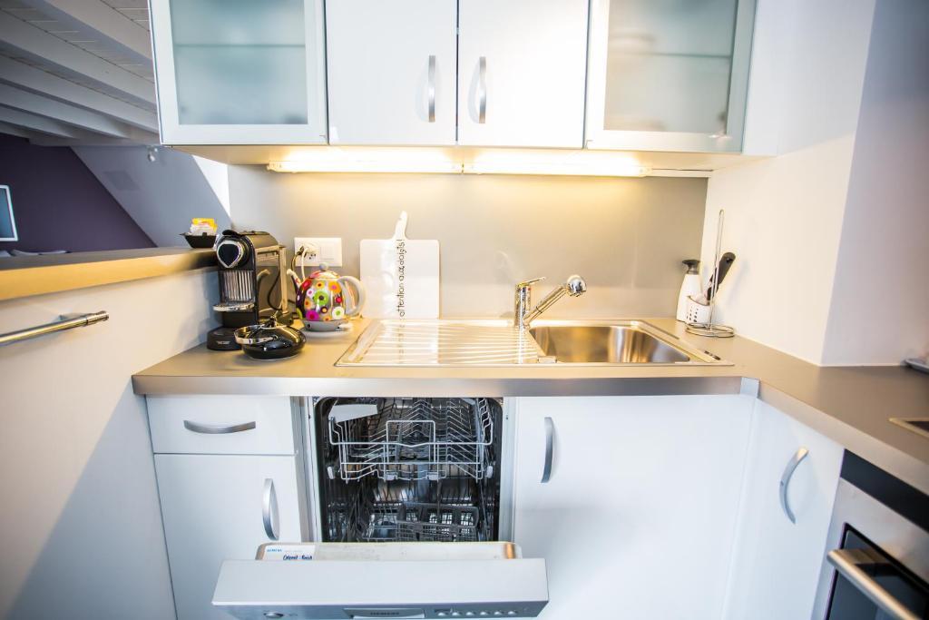 ホテル ゲスト ハウス ル シャルロ ヴェヴェイ 部屋 写真